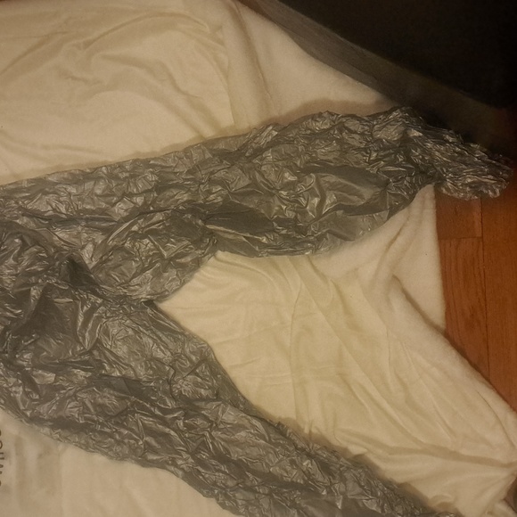 Clearance - Picture 4 of 4